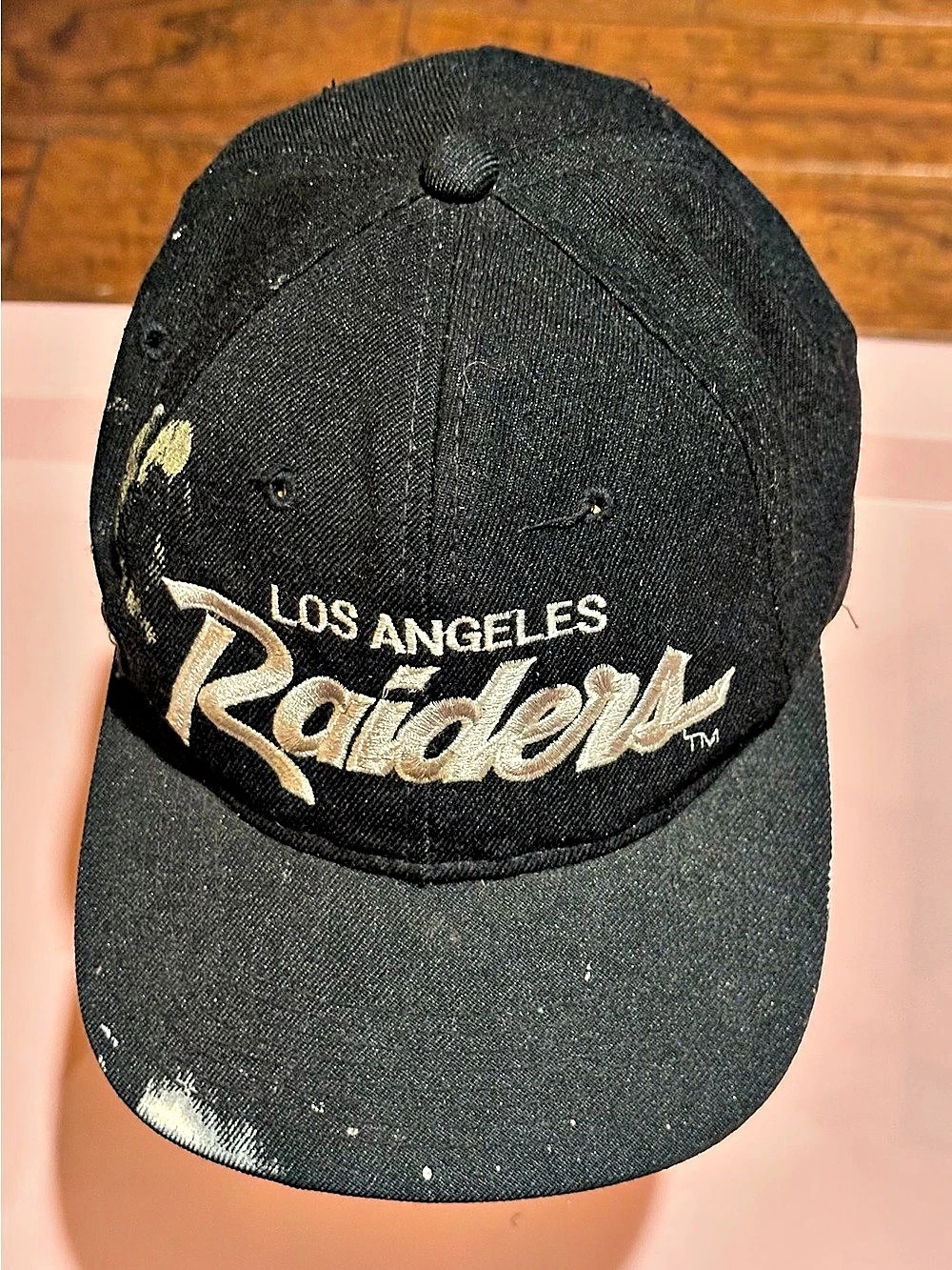 Vintage 90s LA Raiders Youngan Team NFL Script Snapback Hat Green Under brim